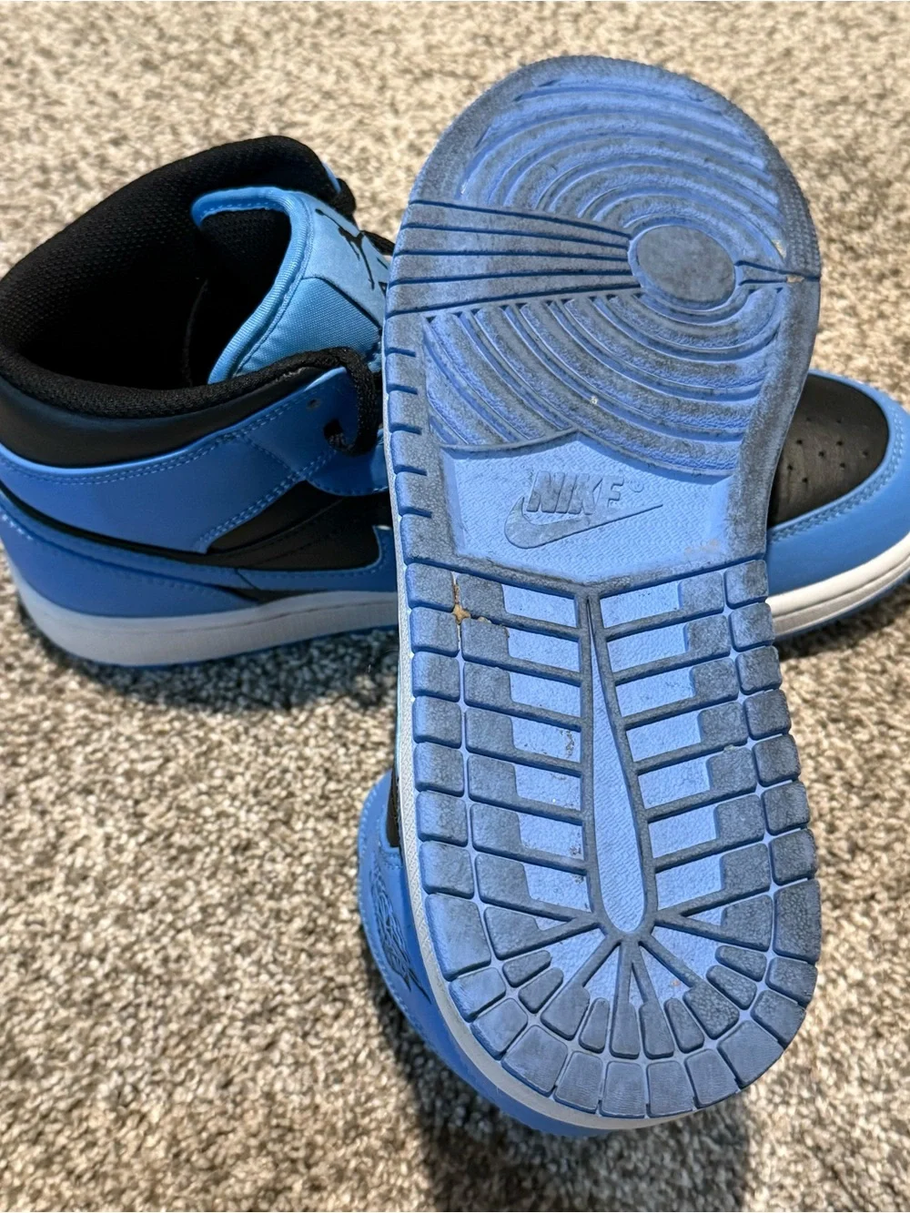 Air Jordan 1 Mid - Black and Blue University Mens 9.5